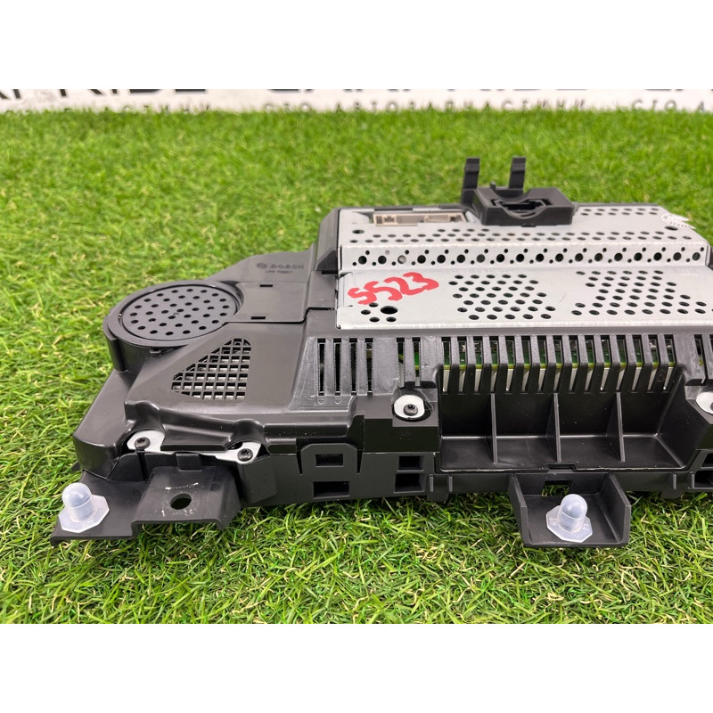 Панель приборов (салон) Volkswagen Touareg NF 2012 3.6 CGRA 7P6920981E