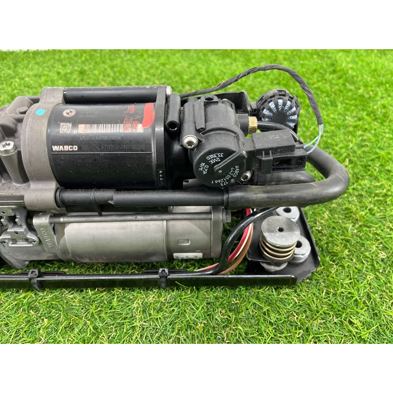 Компрессор подвески (подвеска) BMW 5-series Gran Turismo F07 2011 3.0 N55B30 37206875176