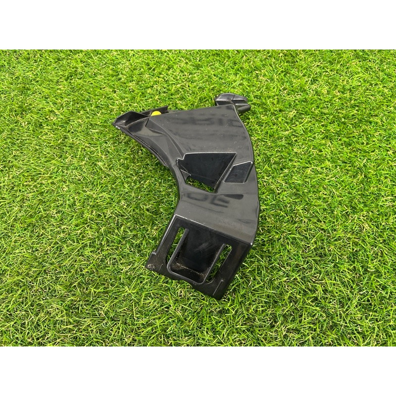 Крепление бампера (кузов и элементы) BMW 5-series Gran Turismo F07 2011 3.0 N55B30 51647203828