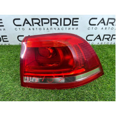 Задний фонарь