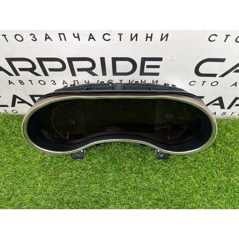 Панель приборов (салон) Jeep Grand Cherokee WK2 2017 68302223AC
