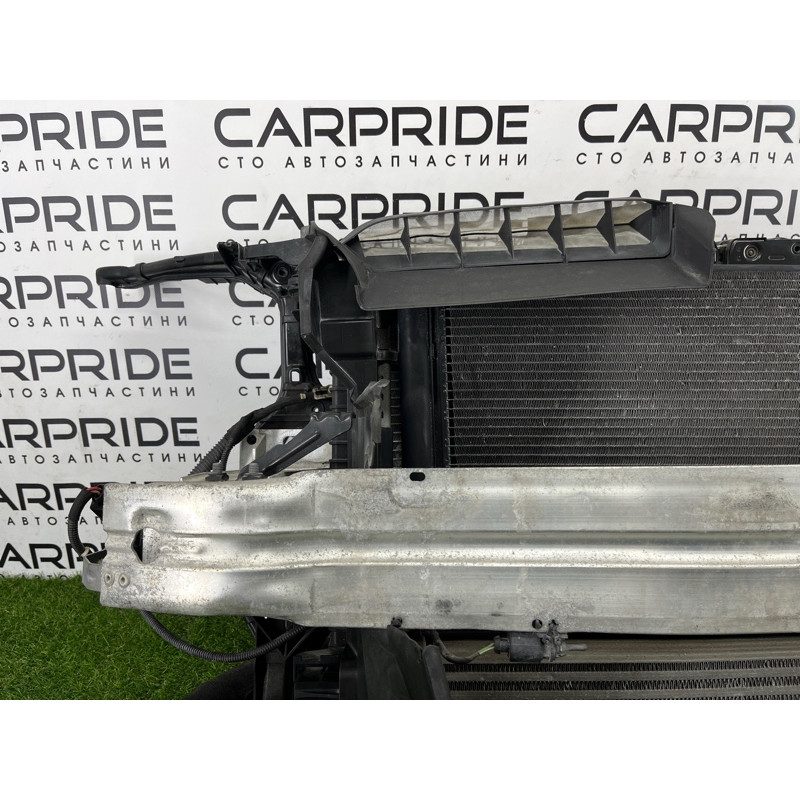 Телевизор (передняя часть кузова) (наружные элементы кузова) AUDI A4 B8 2012 2.0 CAEB 8K0805594L