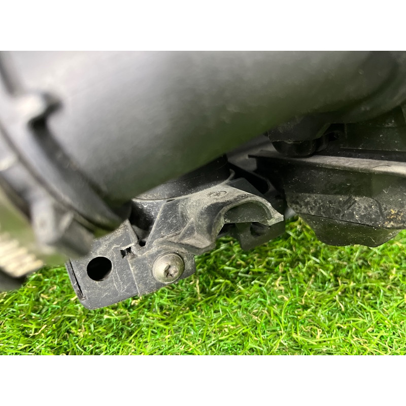 Телевизор (передняя часть кузова) (наружные элементы кузова) AUDI A4 B8 2012 2.0 CAEB 8K0805594L