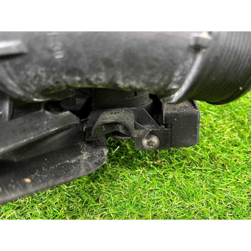 Телевизор (передняя часть кузова) (наружные элементы кузова) AUDI A4 B8 2012 2.0 CAEB 8K0805594L