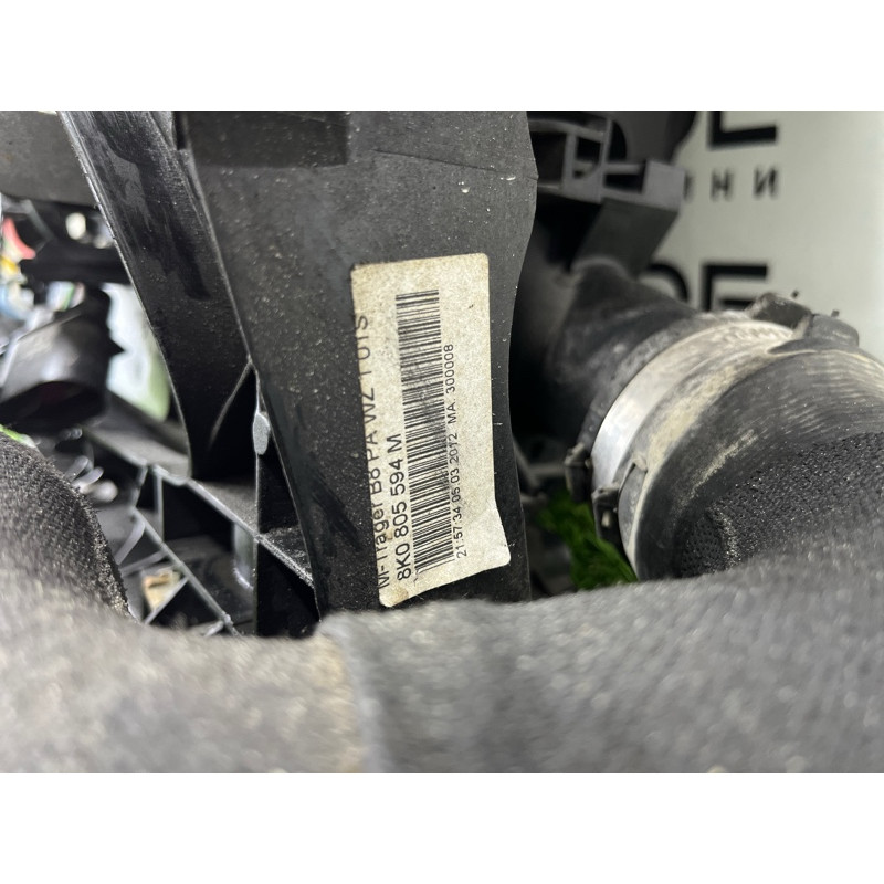 Телевизор (передняя часть кузова) (наружные элементы кузова) AUDI A4 B8 2012 2.0 CAEB 8K0805594L