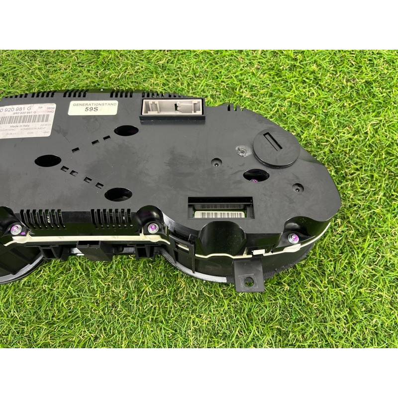 Панель приборов (салон) AUDI Q5 8R 2012 3.2 CALB 8R0920981G