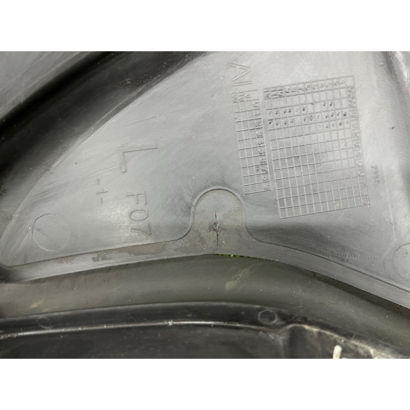 Брызговик (кузов и элементы) BMW 5-series Gran Turismo F07 2011 3.0 N55B30 51757193493