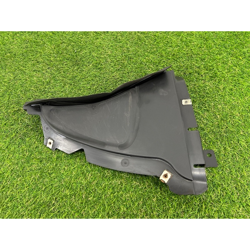 Брызговик (кузов и элементы) BMW 5-series Gran Turismo F07 2011 3.0 N55B30 51757193493