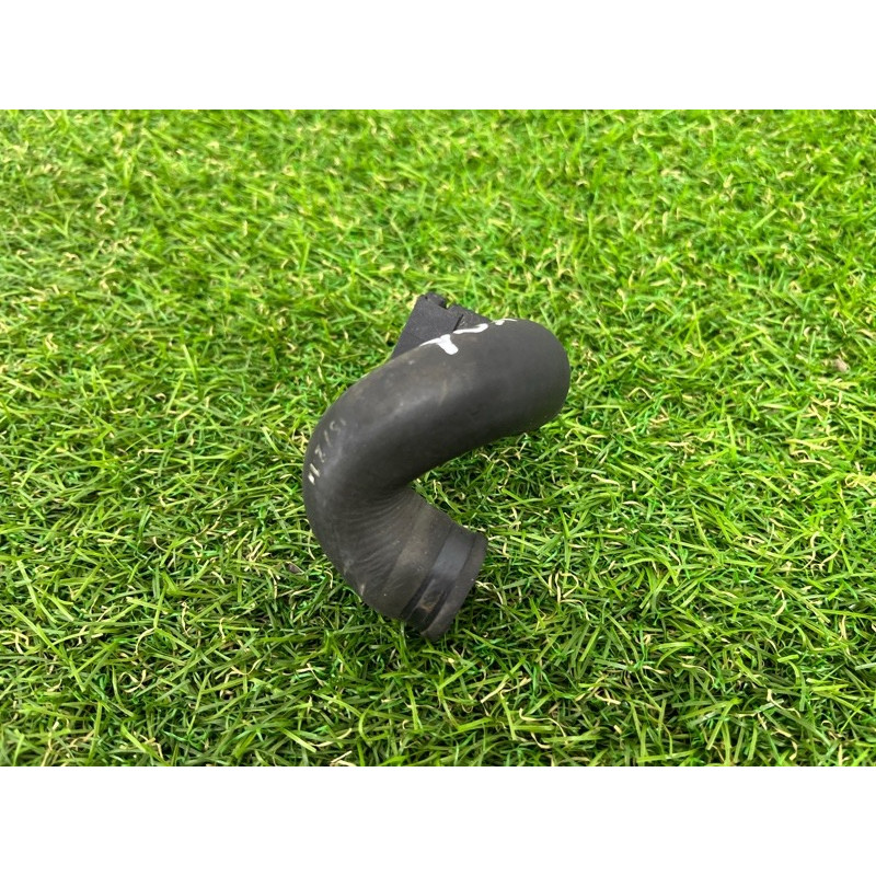 Патрубок (система охлаждения) BMW 7-series F02 2011 4.4 N63 17227575390