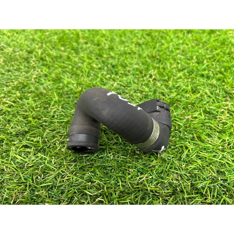 Патрубок (система охлаждения) BMW 7-series F02 2011 4.4 N63 17227575390