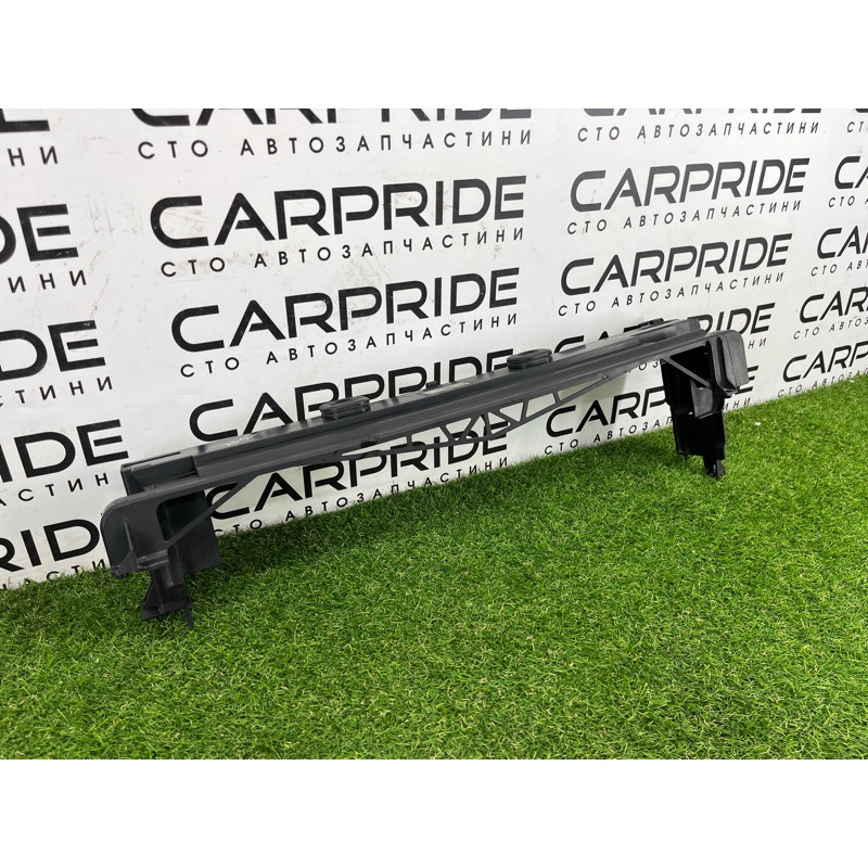 Рамка радиатора (кузов и элементы) BMW 5-series Gran Turismo F07 2011 3.0 N55B30 17117639071