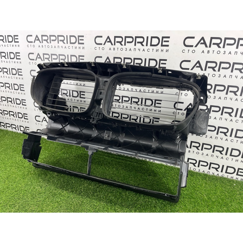 Диффузор радиатора (кузов и элементы) BMW 7-series F02 2011 4.4 N63 51747183854