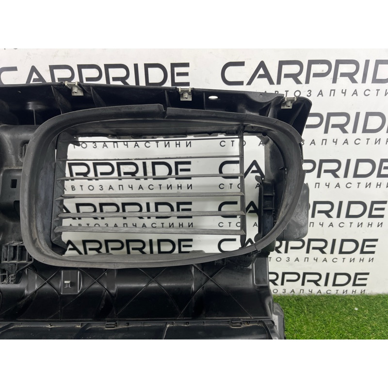 Диффузор радиатора (кузов и элементы) BMW 7-series F02 2011 4.4 N63 51747183854