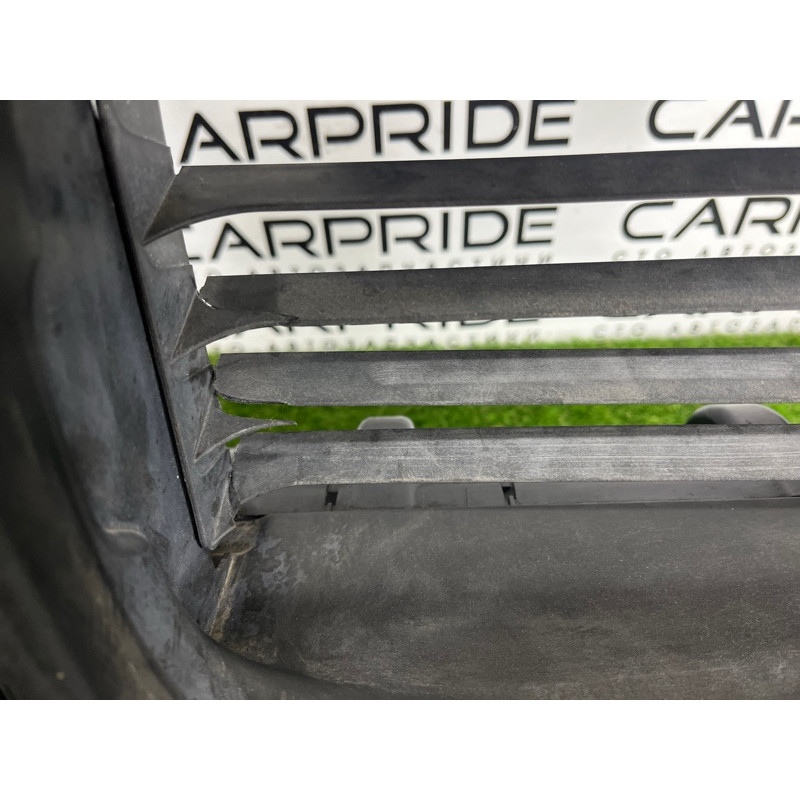 Диффузор радиатора (кузов и элементы) BMW 7-series F02 2011 4.4 N63 51747183854