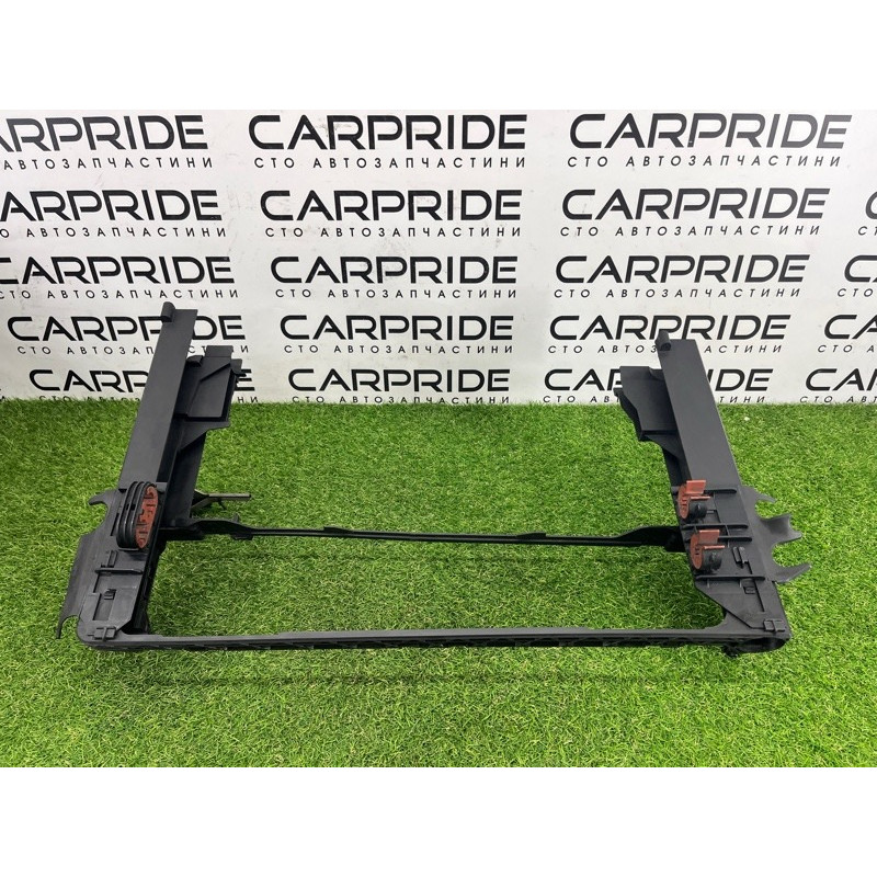 Рамка радиатора (кузов и элементы) BMW 5-series Gran Turismo F07 2011 3.0 N55B30 17117804617