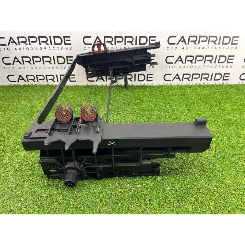 Рамка радиатора (кузов и элементы) BMW 5-series Gran Turismo F07 2011 3.0 N55B30 17117804617