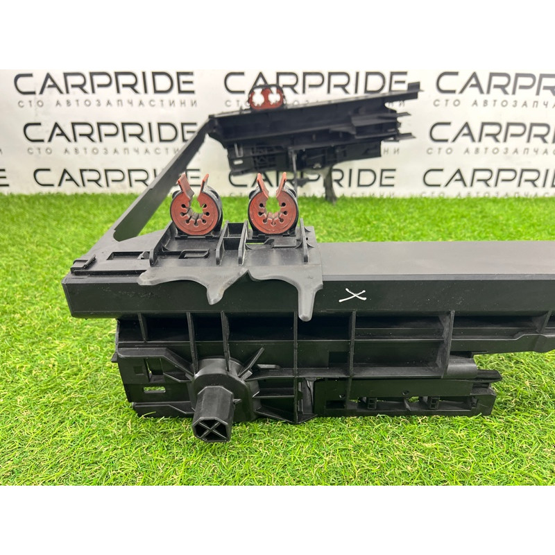 Рамка радиатора (кузов и элементы) BMW 5-series Gran Turismo F07 2011 3.0 N55B30 17117804617