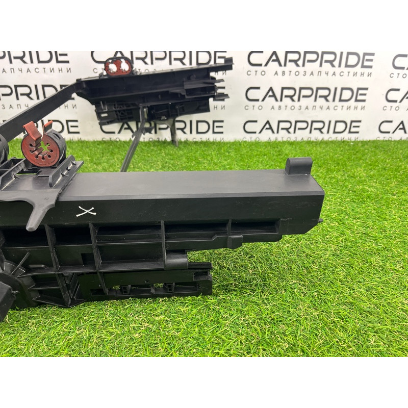 Рамка радиатора (кузов и элементы) BMW 5-series Gran Turismo F07 2011 3.0 N55B30 17117804617