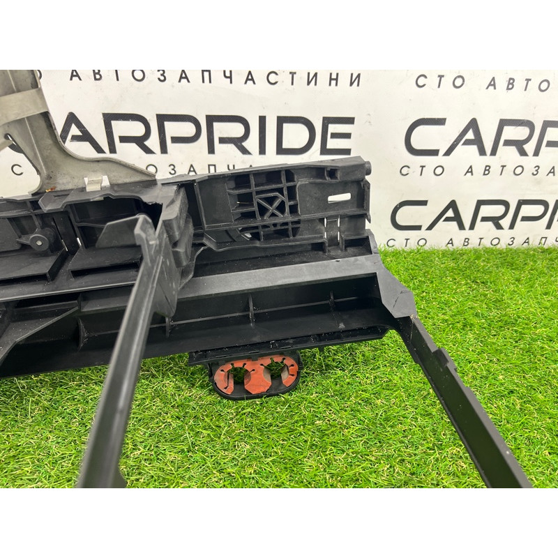 Рамка радиатора (кузов и элементы) BMW 5-series Gran Turismo F07 2011 3.0 N55B30 17117804617