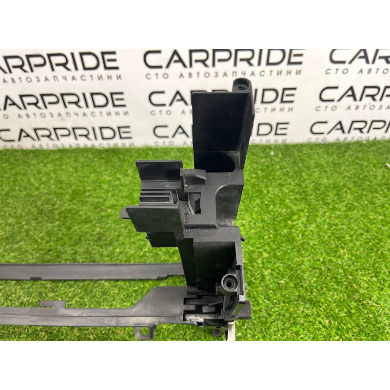 Рамка радиатора (кузов и элементы) BMW 5-series Gran Turismo F07 2011 3.0 N55B30 17117804617