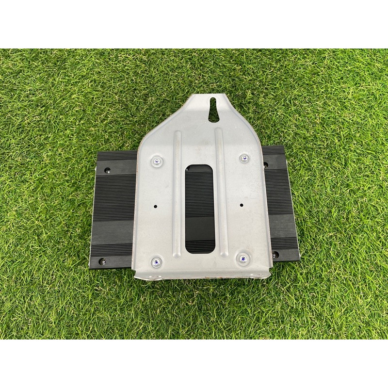 Усилитель звука (электрика) Jeep Grand Cherokee WK2 2017 68267306AB