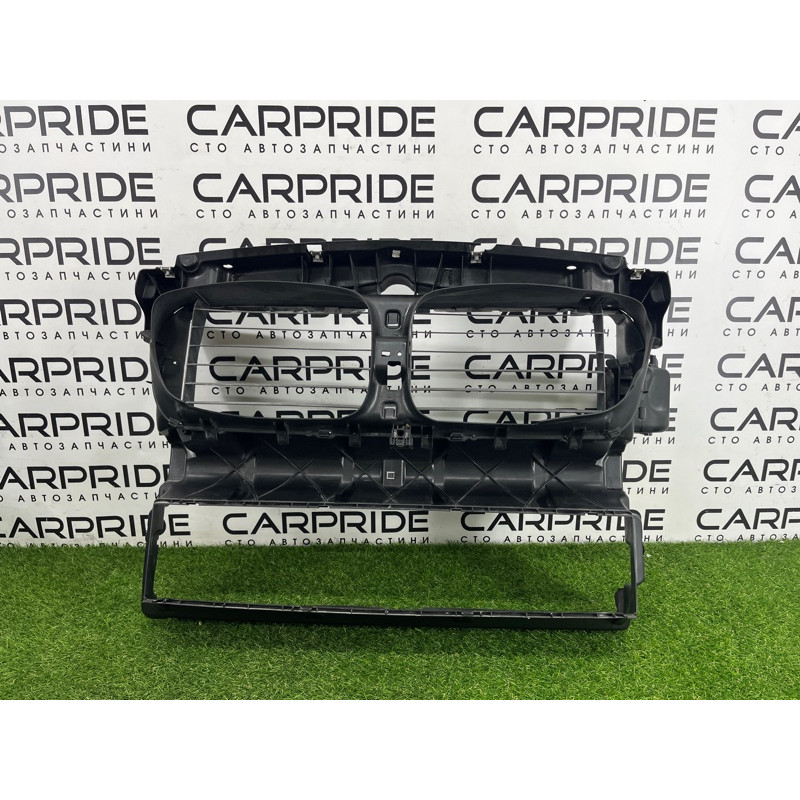 Диффузор радиатора (кузов и элементы) BMW 5-series Gran Turismo F07 2011 3.0 N55B30 51747200765