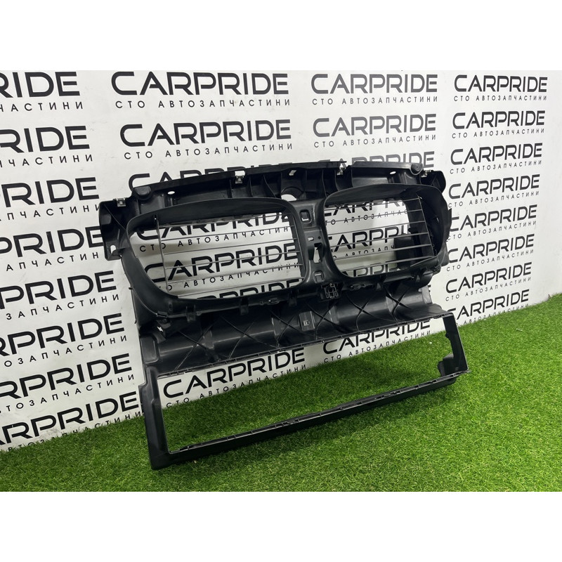 Диффузор радиатора (кузов и элементы) BMW 5-series Gran Turismo F07 2011 3.0 N55B30 51747200765