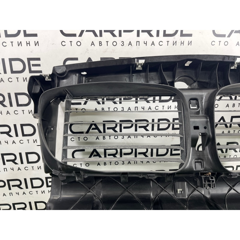 Диффузор радиатора (кузов и элементы) BMW 5-series Gran Turismo F07 2011 3.0 N55B30 51747200765