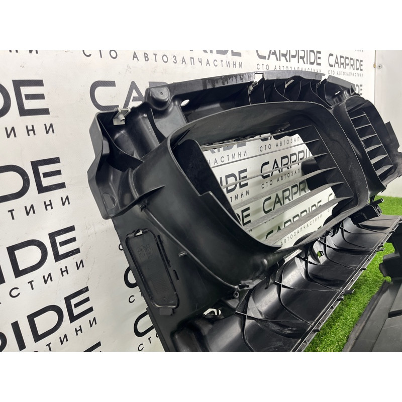 Диффузор радиатора (кузов и элементы) BMW 5-series Gran Turismo F07 2011 3.0 N55B30 51747200765