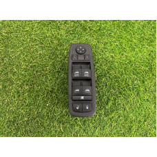 Блок кнопок стеклоподъемников