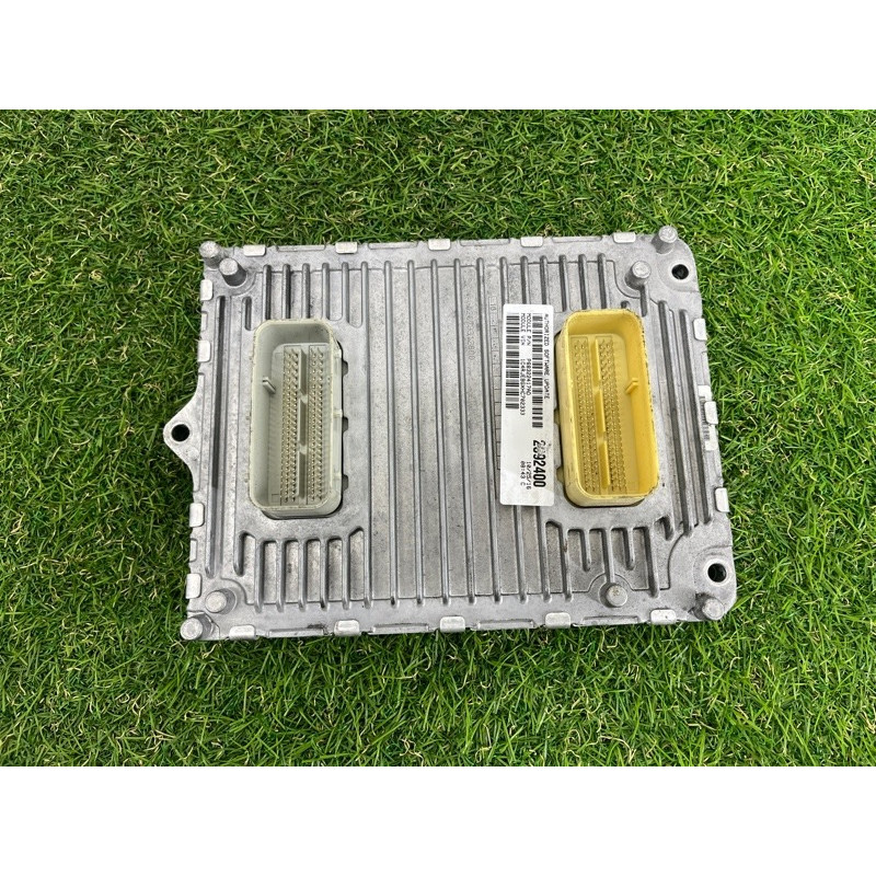 Блок управления двигателем (электрика / блок управления) Jeep Grand Cherokee WK2 2017 68243326AB