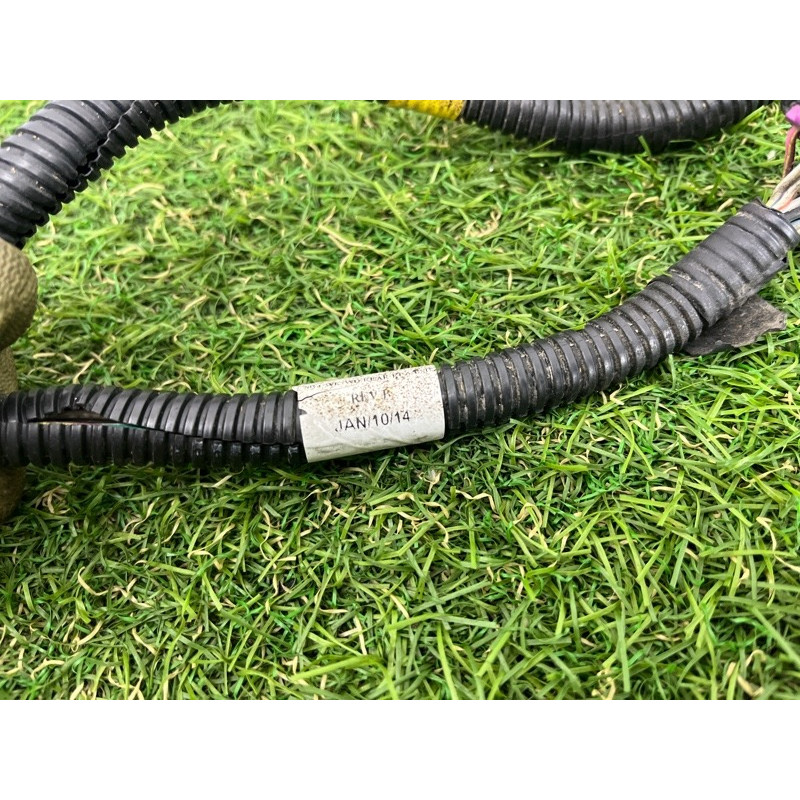 Проводка бампера (электрика) Jeep Grand Cherokee WK2 2014 3.0 Diesel EXF 68143475AB