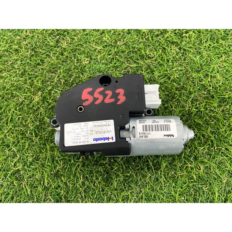 Мотор люка (электрика) Volkswagen Touareg NF 2012 3.6 CGRA 7P0959591C