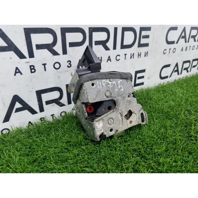 Замок двери (кузов и элементы) BMW 5-series E39 8166246