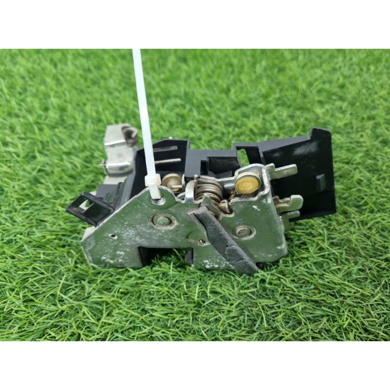 Замок двери (кузов и элементы) BMW 5-series E39 8166246