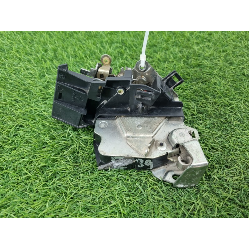 Замок двери (кузов и элементы) BMW 5-series E39 8166246
