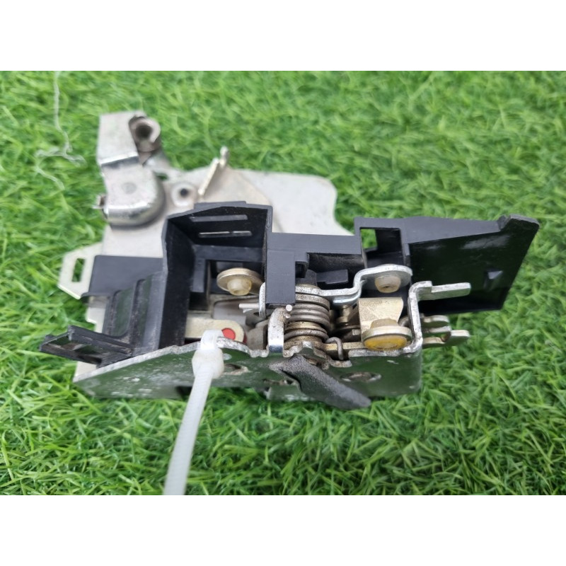 Замок двери (кузов и элементы) BMW 5-series E39 8166246