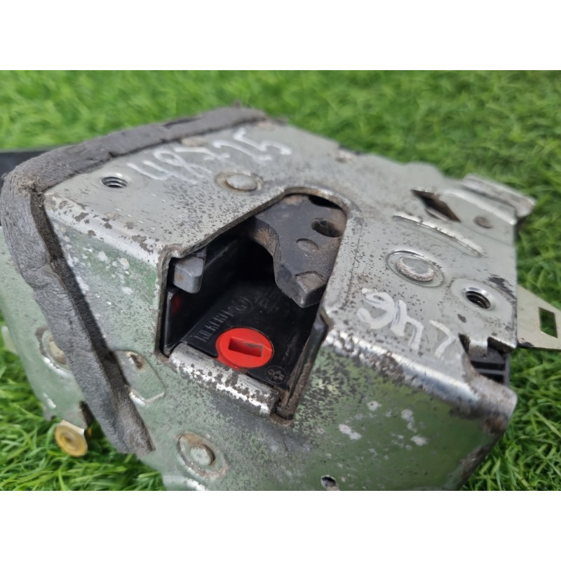 Замок двери (кузов и элементы) BMW 5-series E39 8166246