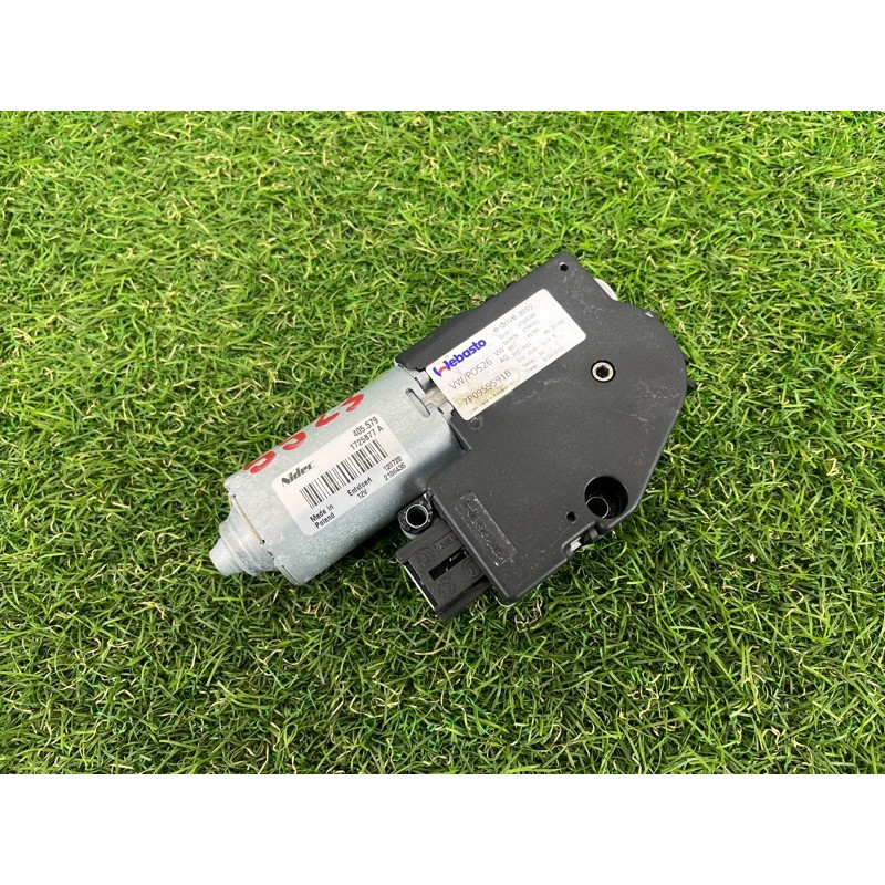 Мотор люка (электрика) Volkswagen Touareg NF 2012 3.6 CGRA 7P0959591D