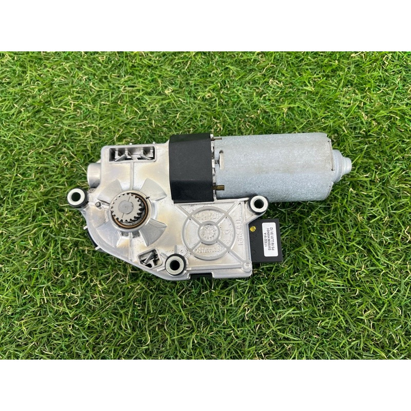 Мотор люка (электрика) Volkswagen Touareg NF 2012 3.6 CGRA 7P0959591D