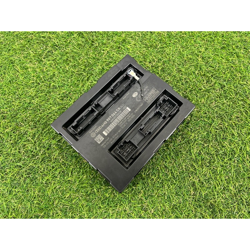 Модуль BCM (электрика / блок управления) Volkswagen Touareg NF 2012 3.6 CGRA 4H0907064CK