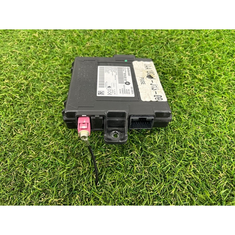 Блок бесключевого доступа (электрика / блок управления) Jeep Grand Cherokee WK2 2017 68211125AD