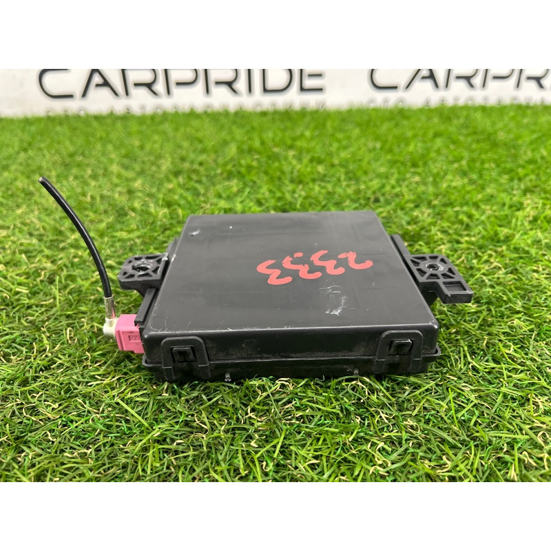 Блок бесключевого доступа (электрика / блок управления) Jeep Grand Cherokee WK2 2017 68211125AD