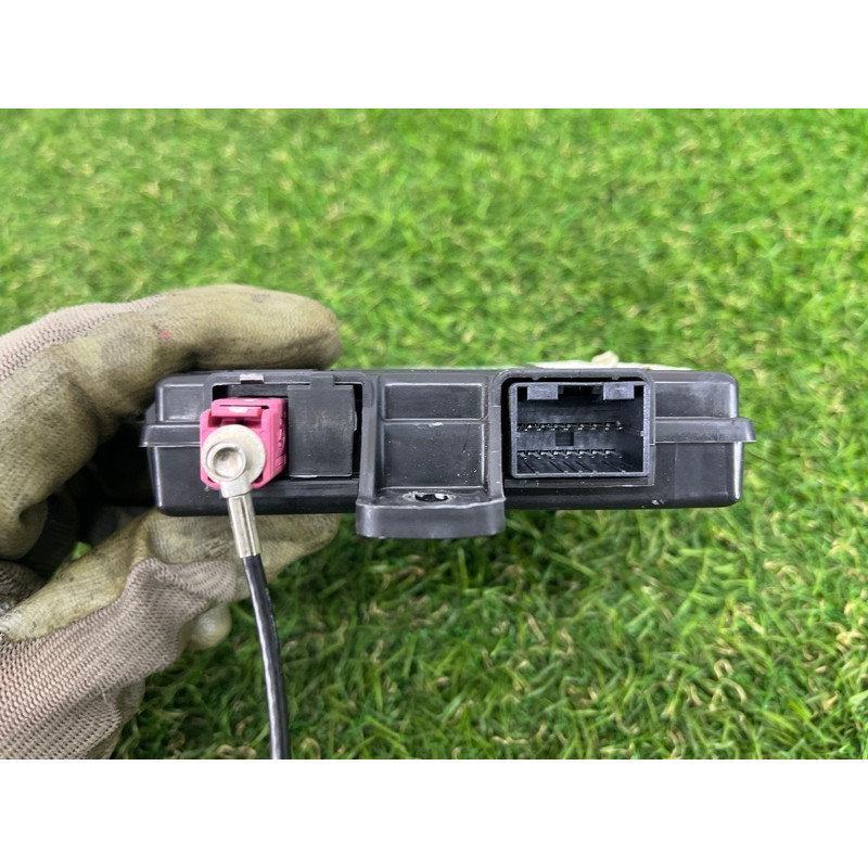 Блок бесключевого доступа (электрика / блок управления) Jeep Grand Cherokee WK2 2017 68211125AD