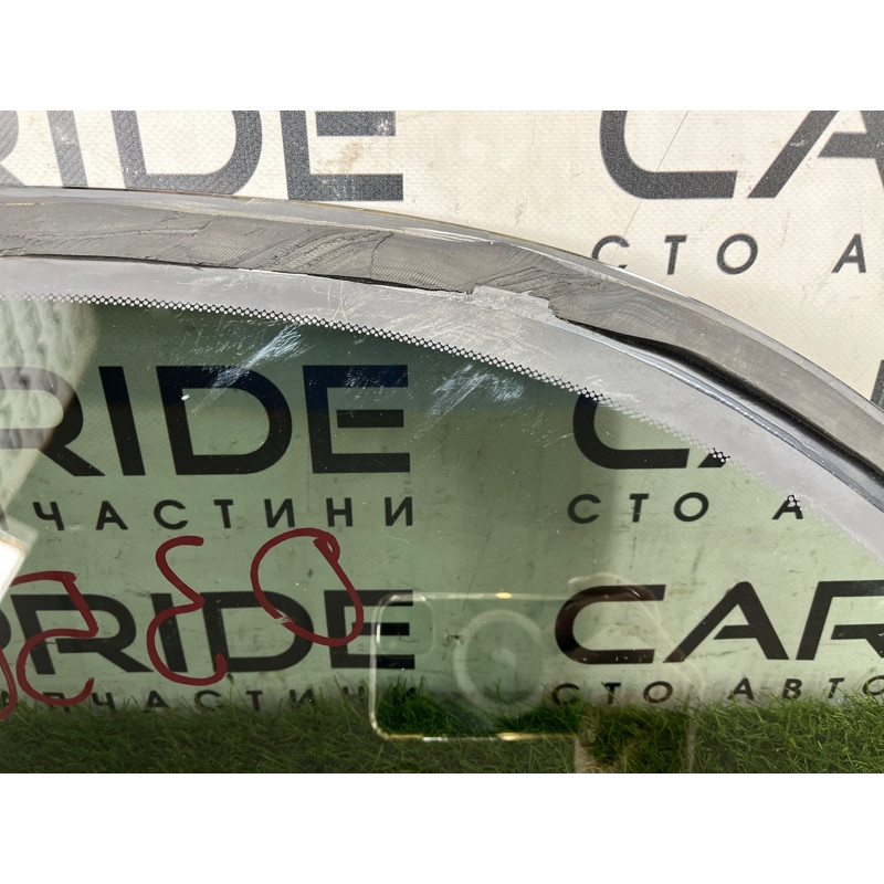 Форточка кузова (стекла и зеркала) Dodge Durango WD 2015 5.7 HEMi 68092698AA