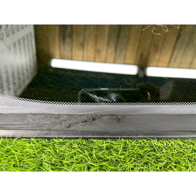 Форточка кузова (стекла и зеркала) Dodge Durango WD 2015 5.7 HEMi 68092698AA