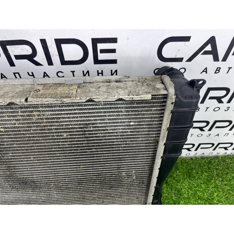 Радіатор охолодження (система охолодження) BMW 3-series E93 2008 3.0 N54 17117788903