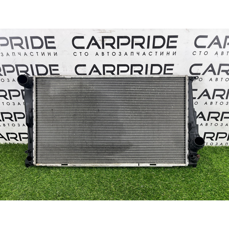 Радіатор охолодження (система охолодження) BMW 3-series E93 2008 3.0 N54 17117788903