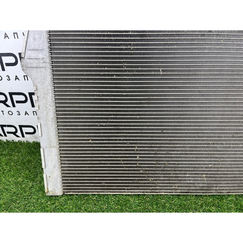 Радиатор охлаждения (система охлаждения) BMW 7-series F02 2011 4.4 N63 17117570094