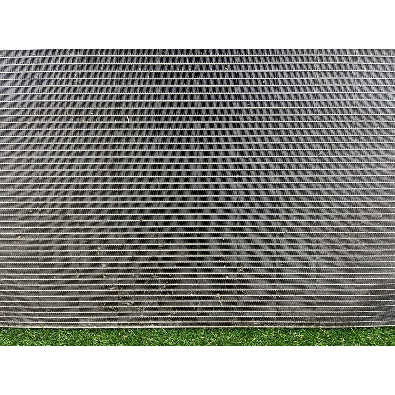 Радиатор охлаждения (система охлаждения) BMW 7-series F02 2011 4.4 N63 17117570094